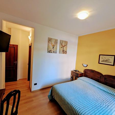 Hotel La Locanda ستريزا المظهر الخارجي الصورة