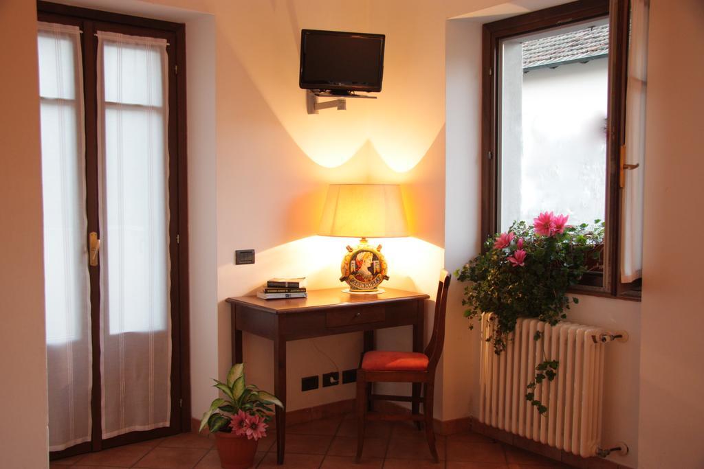 Hotel La Locanda ستريزا المظهر الخارجي الصورة